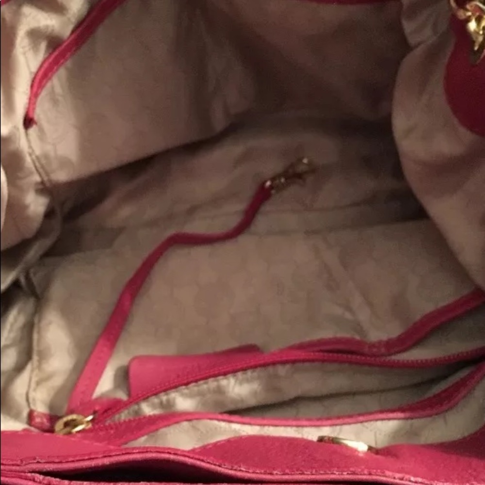 AUTHINTIC MICHEAL KORS PURSE - Picture 2 of 6